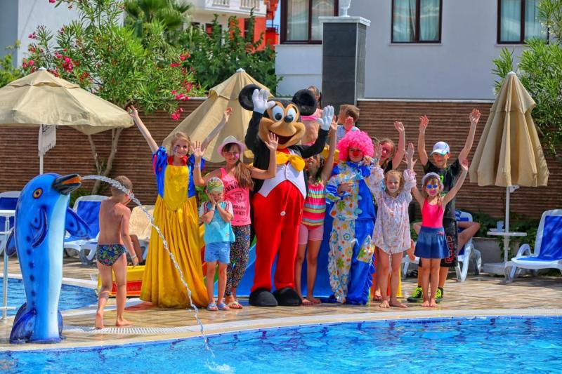 Alanya utazás Blue Wave Hotel