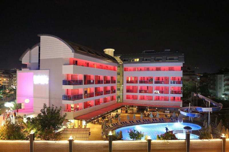 Alanya utazás Blue Wave Hotel
