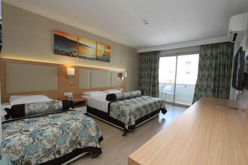 Alanya utazás Blue Wave Hotel