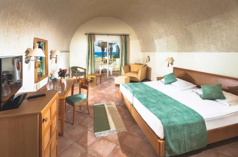 Nabeul utazás Calimera Delfino Beach Resort & Spa