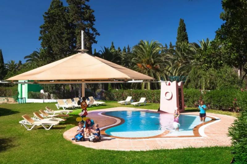 Nabeul utazás Calimera Delfino Beach Resort & Spa