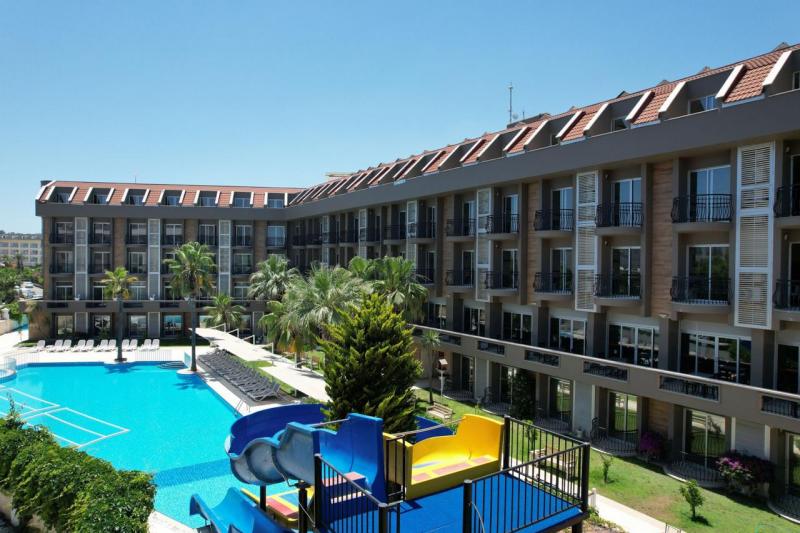 Kemer utazás Camyuva Beach Hotel