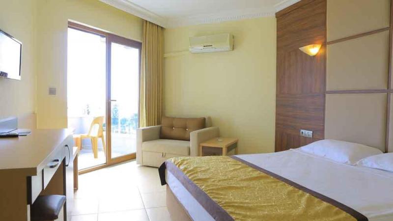 Alanya utazás Caretta Beach Hotel