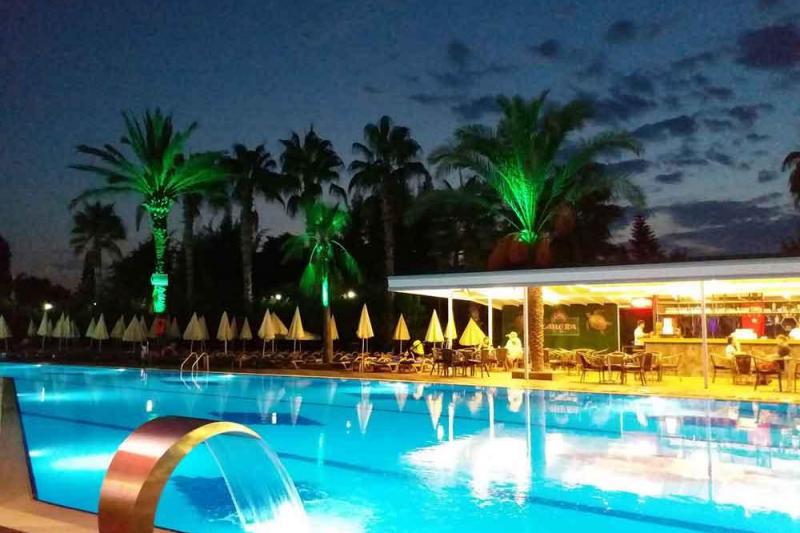 Alanya utazás Caretta Beach Hotel