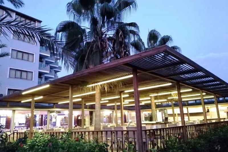 Alanya utazás Caretta Beach Hotel