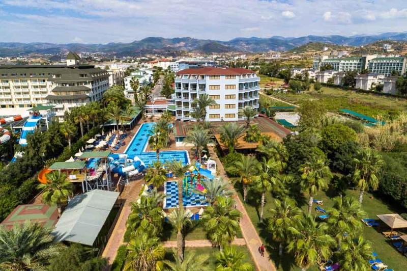 Alanya utazás Caretta Beach Hotel