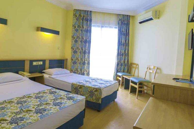 Alanya utazás Caretta Relax Hotel