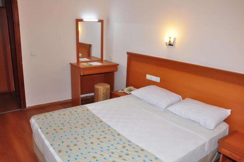 Side utazás Cinar Family Suite