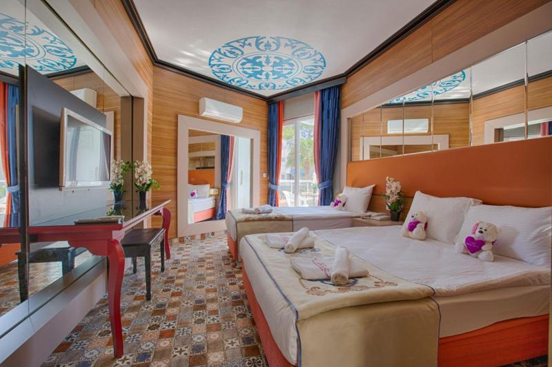 Alanya utazás Club Hotel Anjeliq