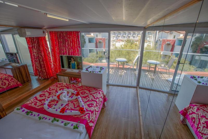 Alanya utazás Club Hotel Anjeliq