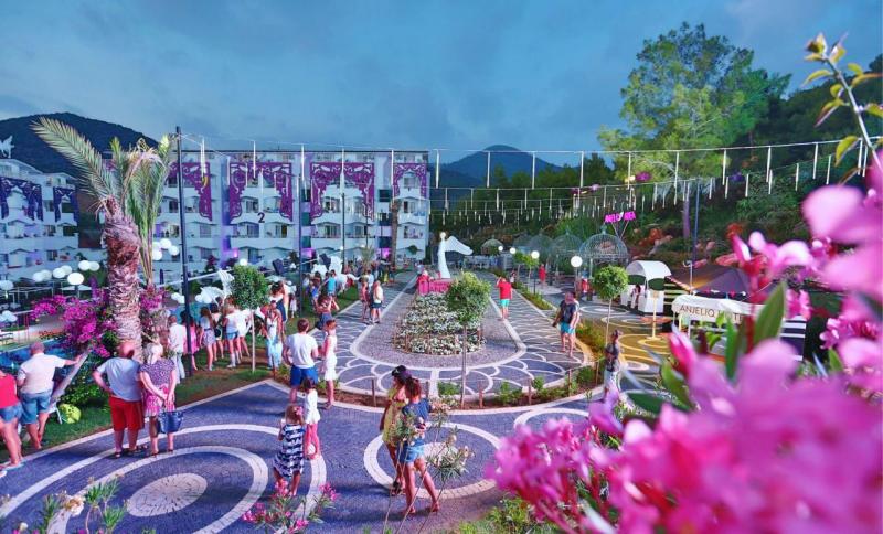 Alanya utazás Club Hotel Anjeliq