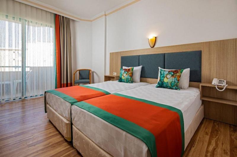 Alanya utazás Club Hotel Mirabell