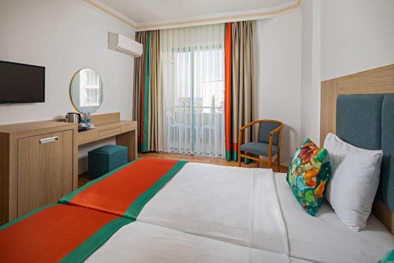 Alanya utazás Club Hotel Mirabell