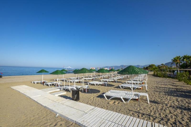 Alanya utazás Club Hotel Titan