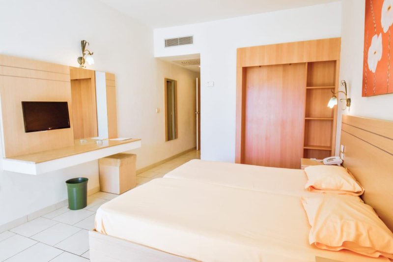 Hammamet utazás Club Novostar Omar Khayam Resort & Aqua Park