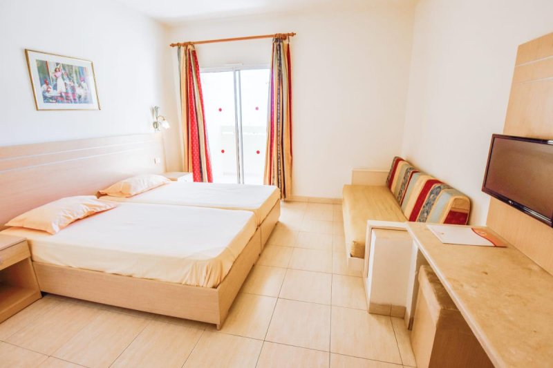 Hammamet utazás Club Novostar Omar Khayam Resort & Aqua Park