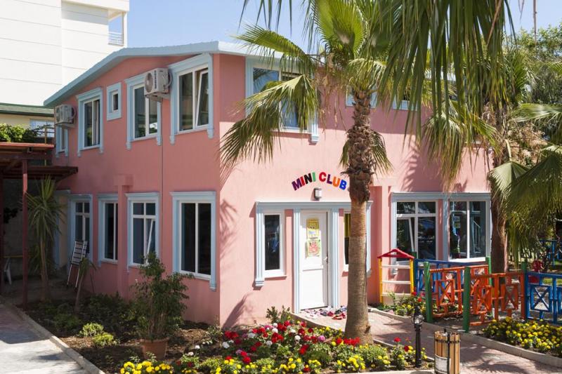 Alanya utazás Concordia Celes Hotel