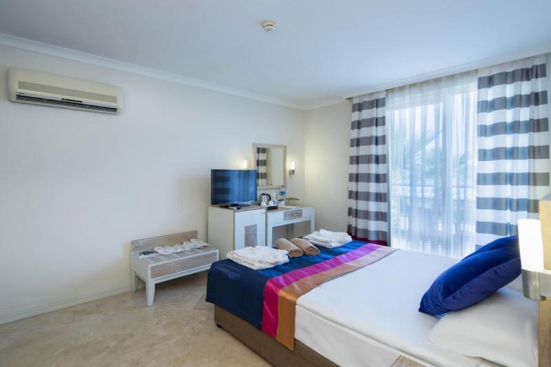 Belek utazás Crystal Boutique Beach Resort