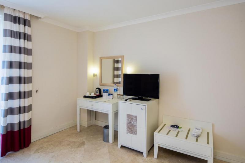 Belek utazás Crystal Boutique Beach Resort