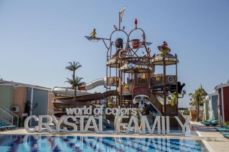 Belek utazás Crystal Club World Of Colours