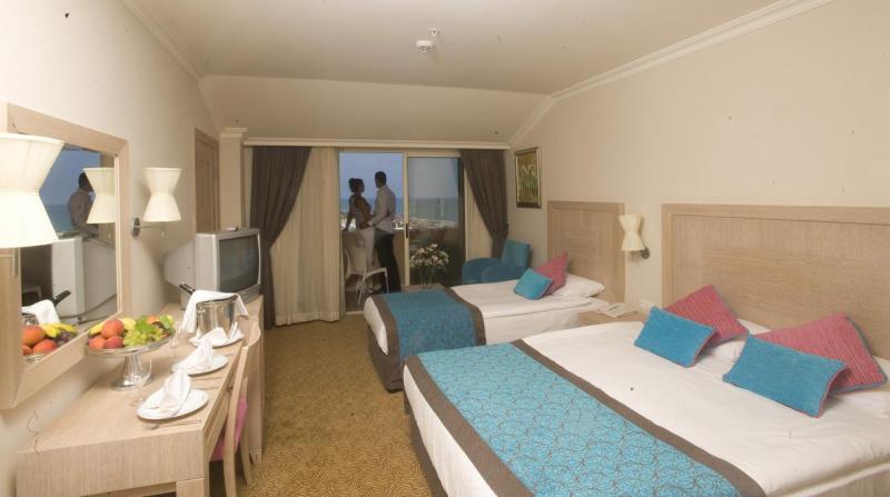 Belek utazás Crystal Family Resort & Spa