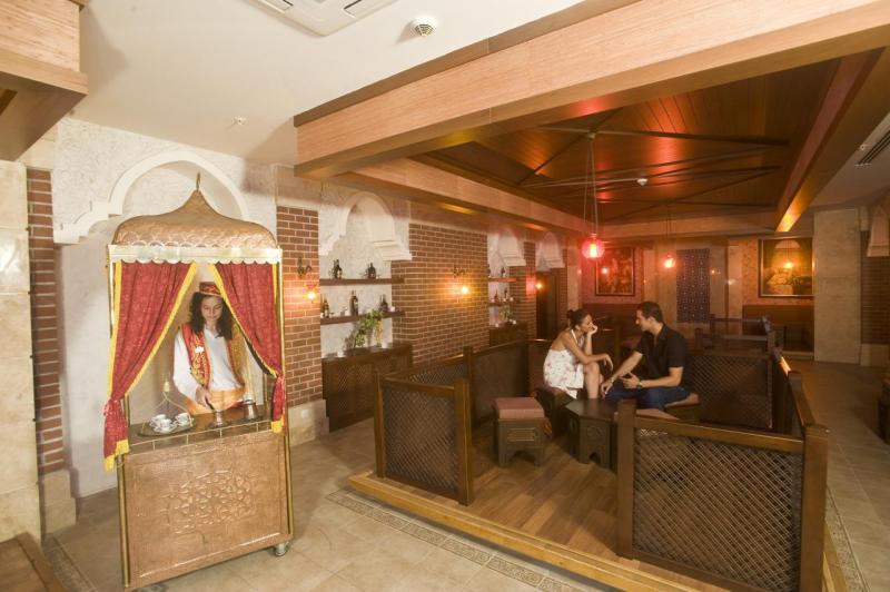 Belek utazás Crystal Family Resort & Spa