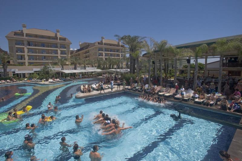 Belek utazás Crystal Family Resort & Spa