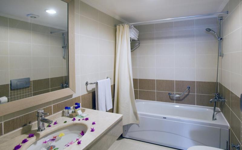 Belek utazás Crystal Paraiso Verde Resort & Spa