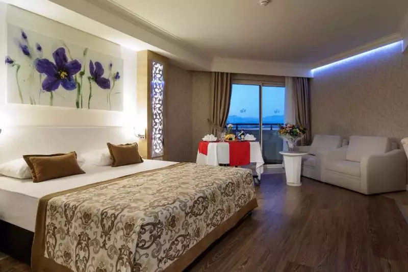 Crystal Sunset Luxury Resort & Spa Side
