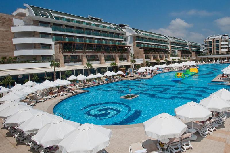 Belek utazás Crystal Waterworld Resort & Spa