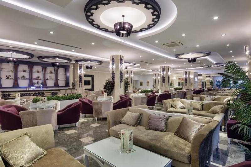 Belek utazás Crystal Waterworld Resort & Spa