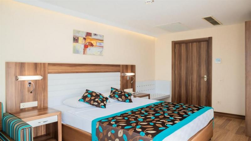 Alanya utazás Dizalya Palm Garden Hotel