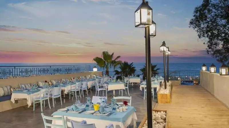 Kemer utazás Double Tree By Hilton Kemer