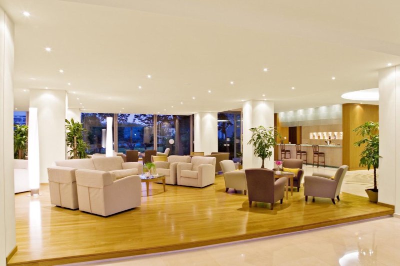 Rodosz Kalithea utazás Eden Roc