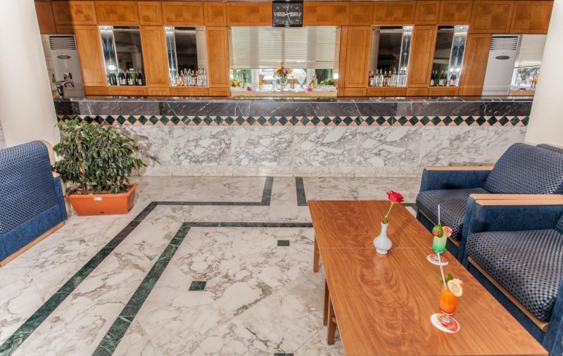 Sousse utazás El Mouradi Club Selima