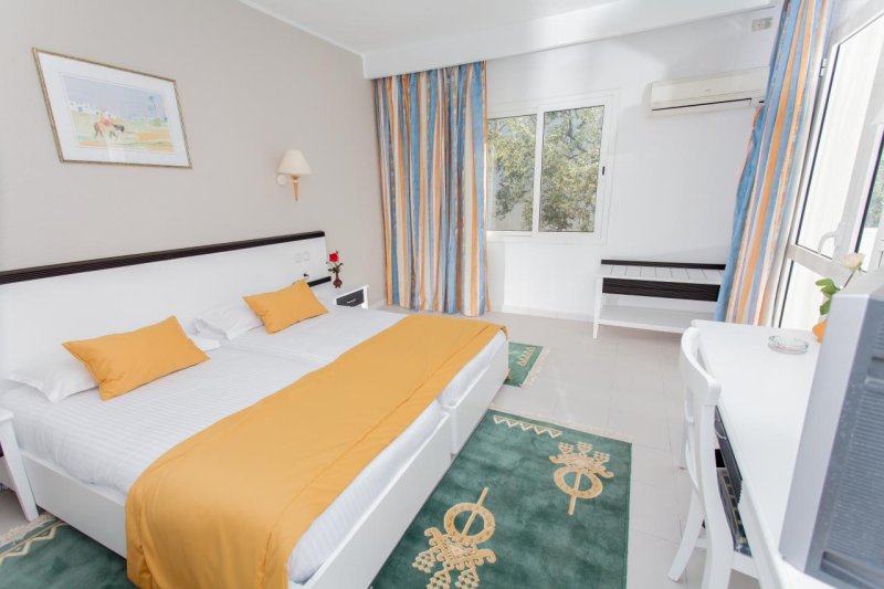 Sousse utazás El Mouradi Club Selima