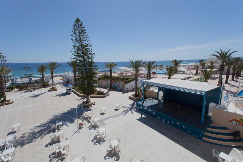 Sousse utazás El Mouradi Club Selima