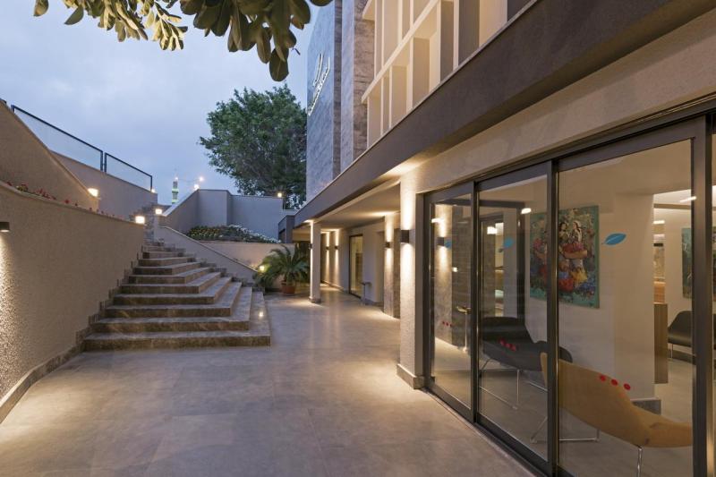 Alanya utazás Floria Beach Hotel