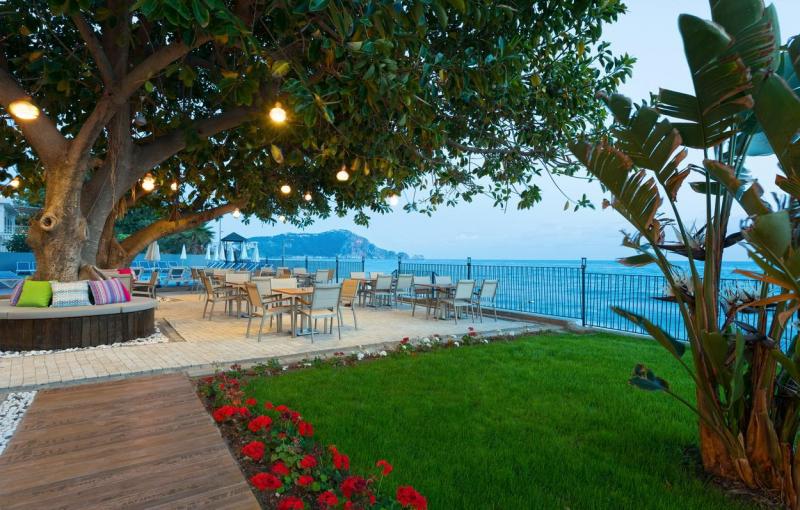 Alanya utazás Floria Beach Hotel