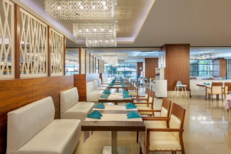 Belek utazás Fun & Sun Family Life Belek