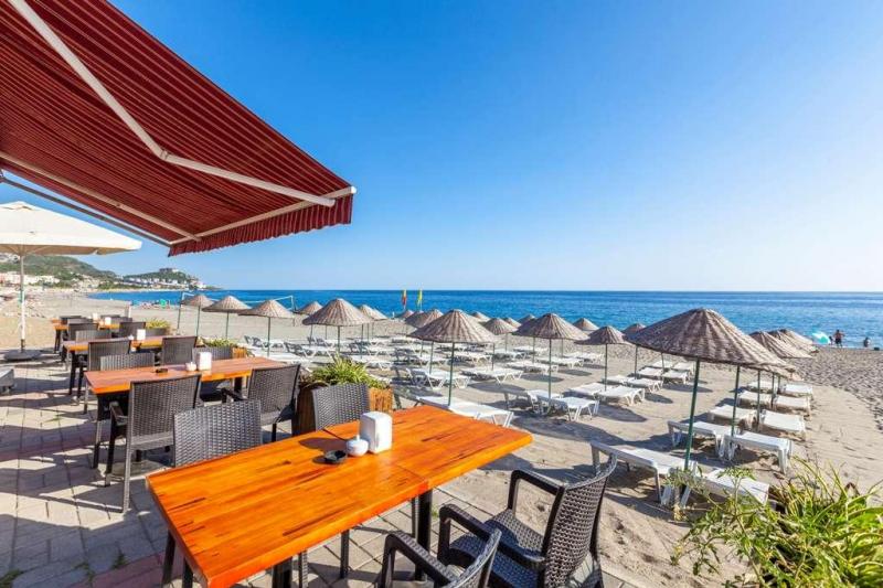 Alanya utazás Galaxy Beach Hotel