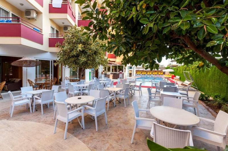 Alanya utazás Galaxy Beach Hotel