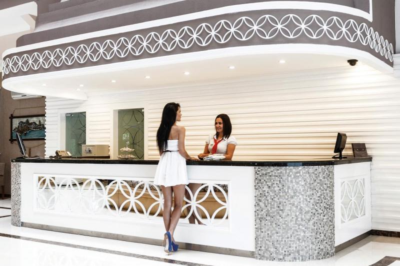 Alanya utazás Galeri Resort Hotel