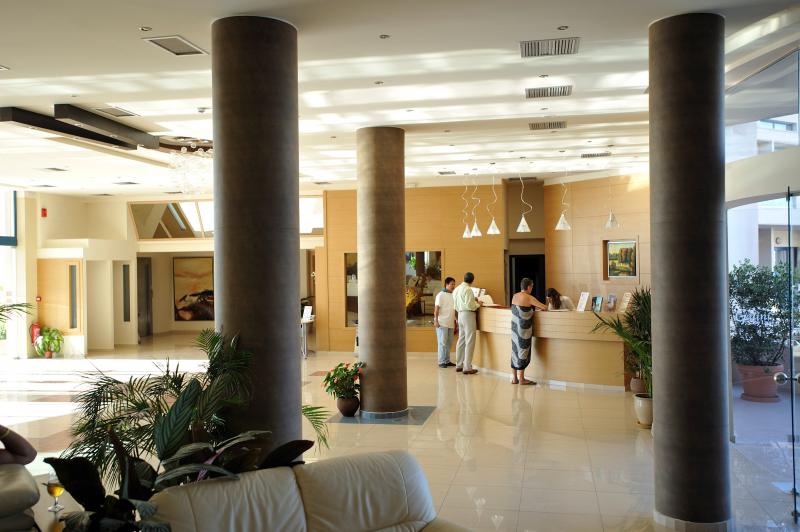 Kréta nyugat utazás Galini Sea View