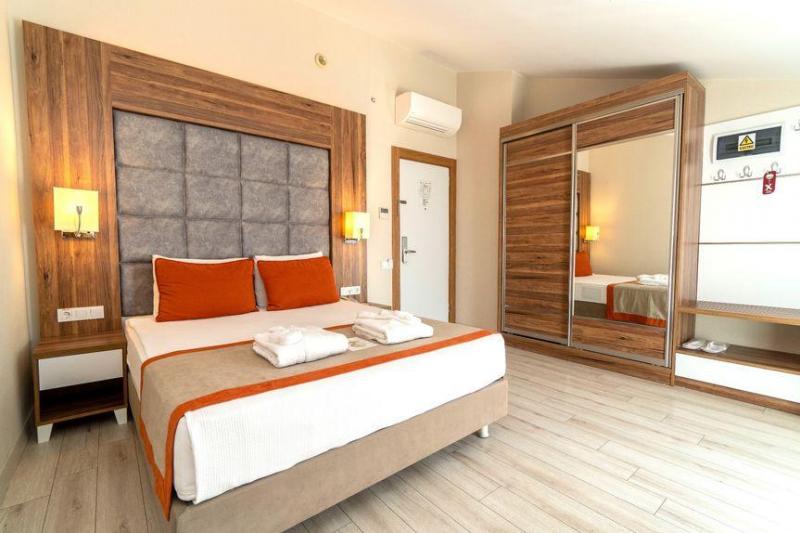 Side utazás Grand Seker