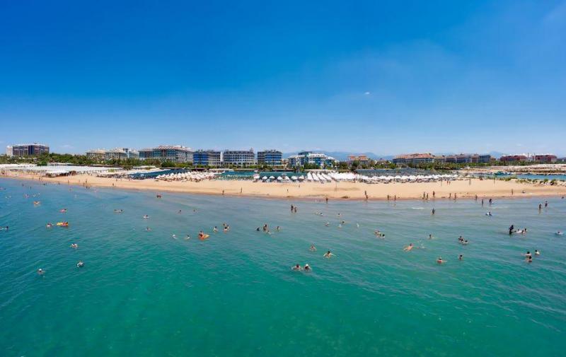 Side utazás Grand Seker