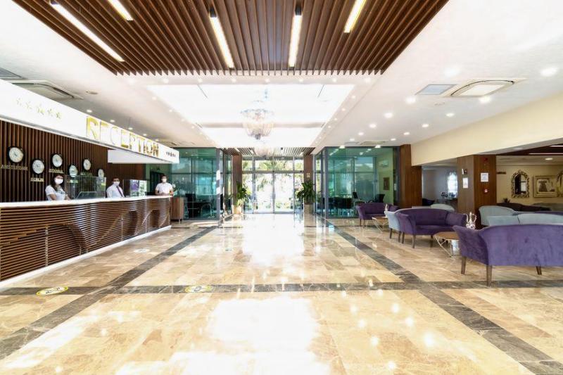 Side utazás Grand Seker