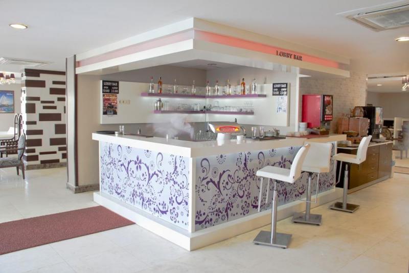 Side utazás Holiday City Hotel