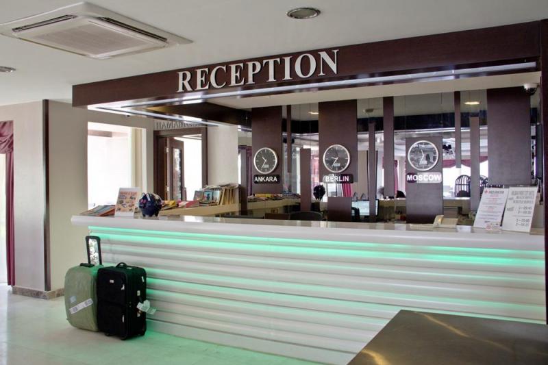 Side utazás Holiday City Hotel