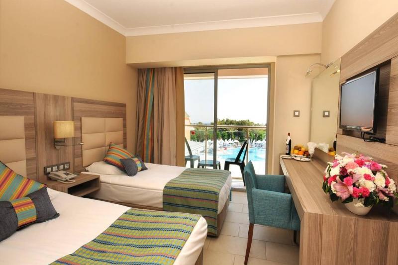 Alanya utazás Insula Resort And Spa